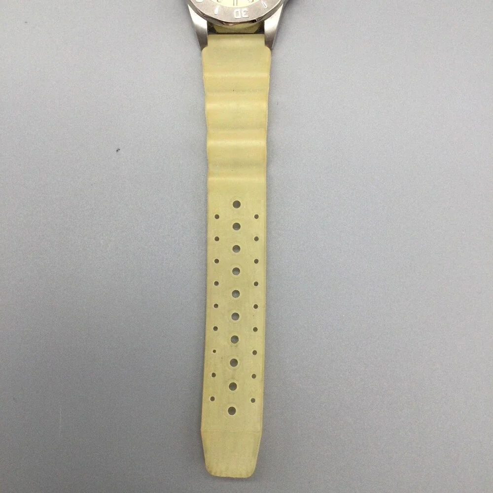 Invicta Stainless Steel Women's Watch with Yellow Dial and Strap - Picture 9 of 12